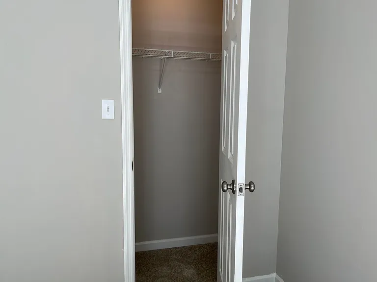 1680 Sleepy Hollow Rd — Photo 11