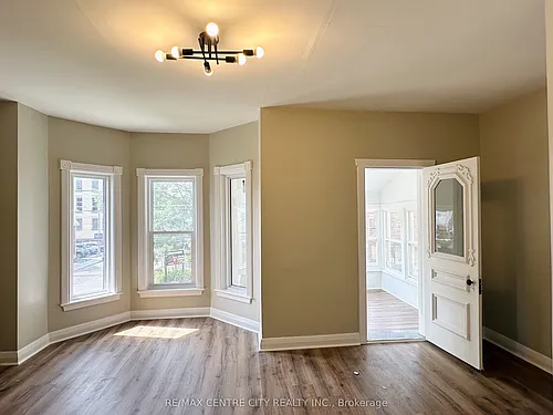81 Curtis St #3 Photo 1