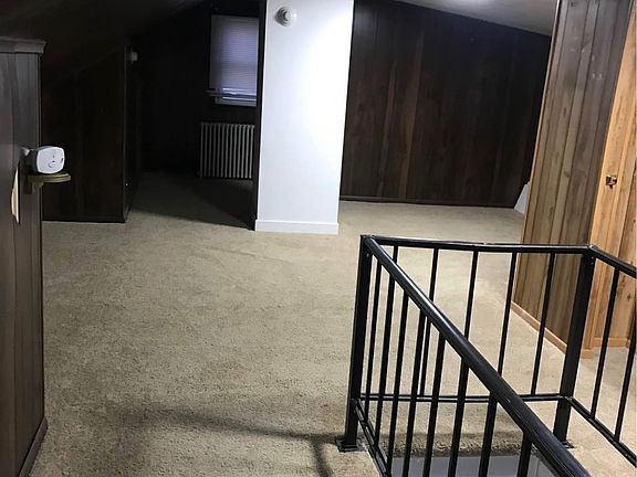 5th image of 98 Larch St