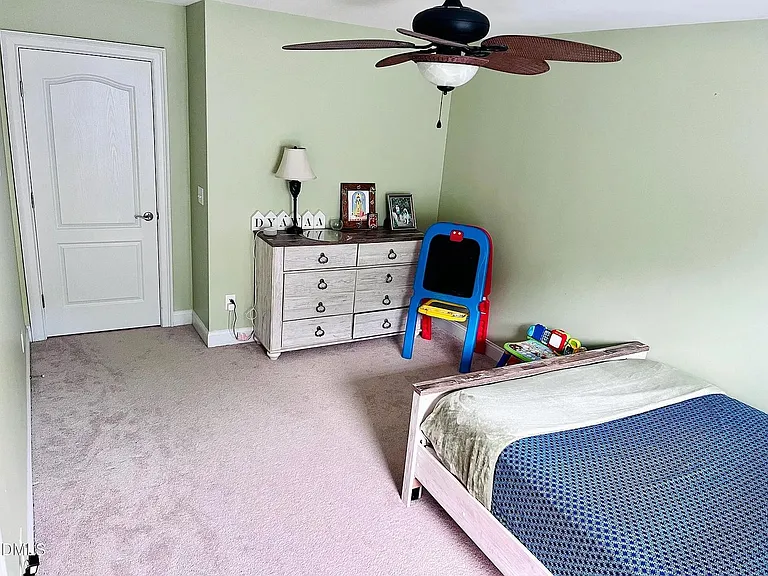 1073 Gold Rock Ln — Photo 13