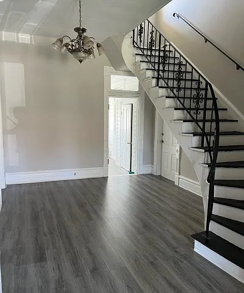 604 Mountain Ave SW #1 — Photo 11