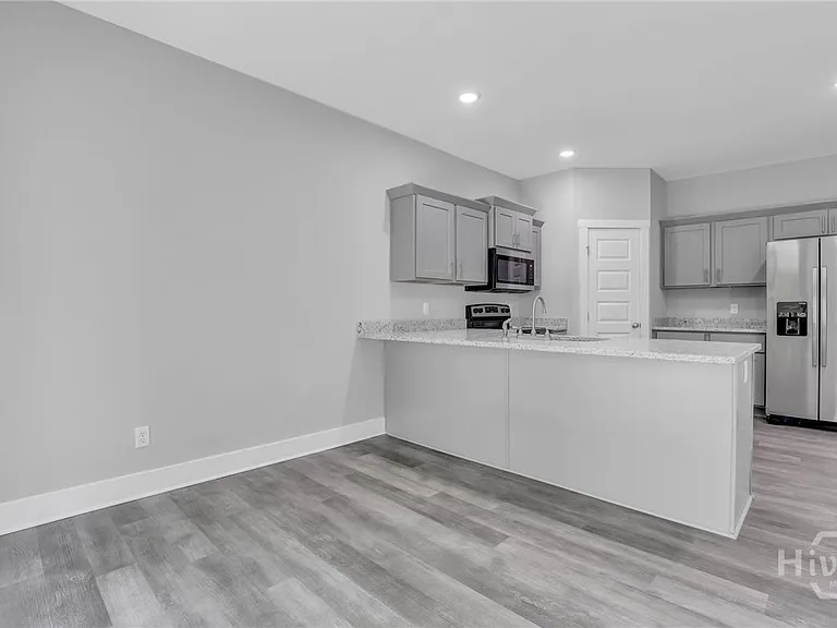 105 Sherwood Ct #3 — Photo 12