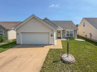 615 Corey Ln, Champaign, IL 61822