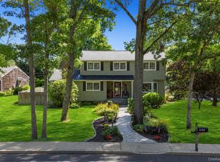 255 Lake Avenue S, Nesconset, NY 11767