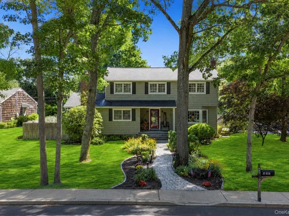 255 Lake Avenue S, Nesconset, NY 11767