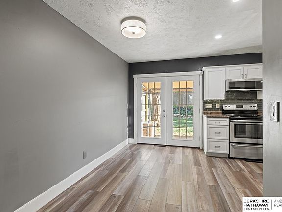 4th image of 1913 Winnie Dr APT 11