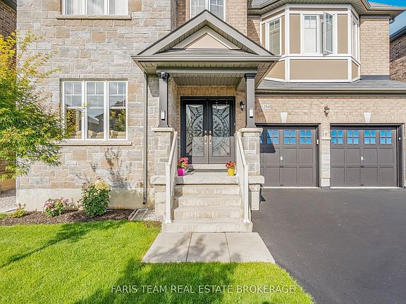 3rd image of 1284 Harrington St