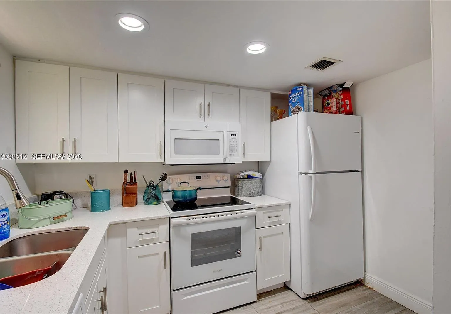 Coral Springs Sub No 1 — Photo 3