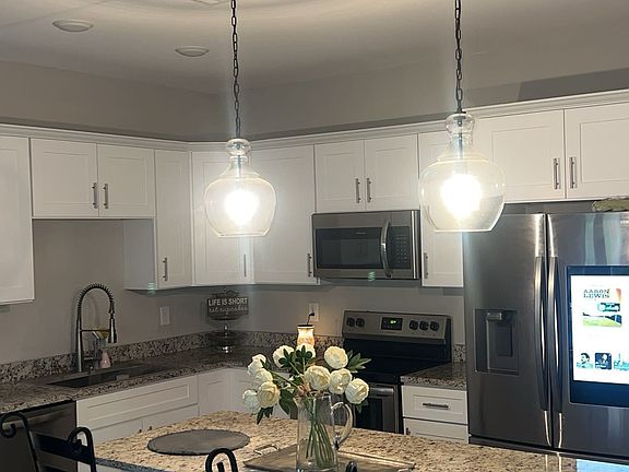 3rd image of 66 Hood Park Ct