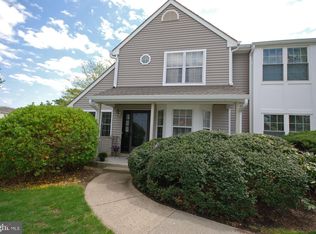 10 Hopkinson Ct, Hightstown, NJ 08520