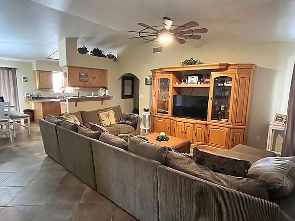 5th image of 2335 Mandalay Dr
