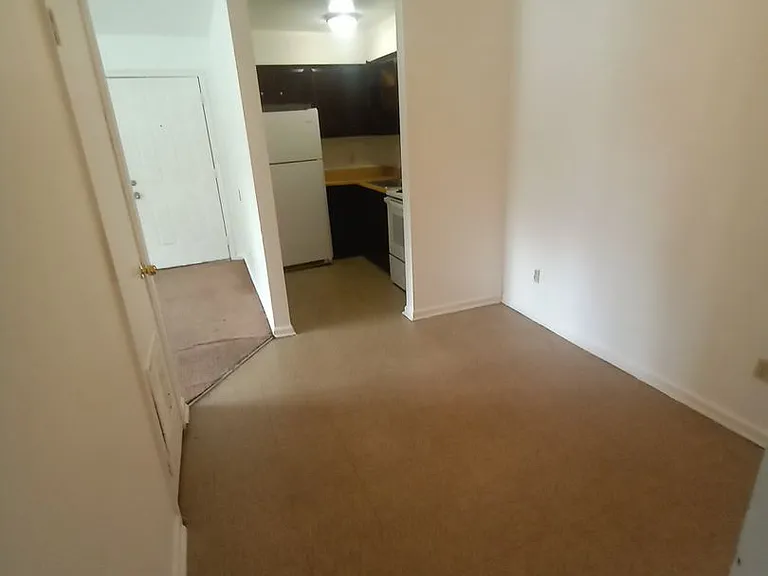 351 San Antonio Blvd — Photo 14