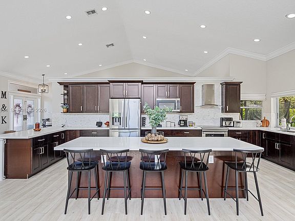 4th image of 8412 NW 52nd Pl