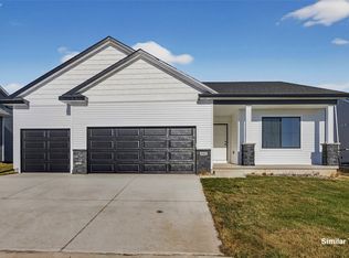 4414 NE 7th St, Ankeny, IA 50021