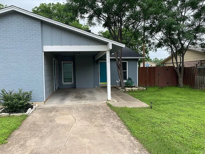 310 Lake Creek Cir #310