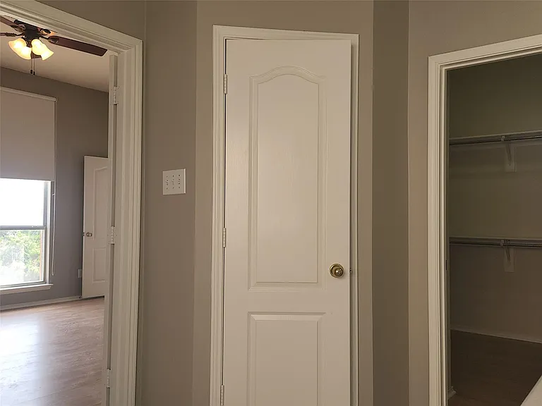 11203 Newberry Dr — Photo 27