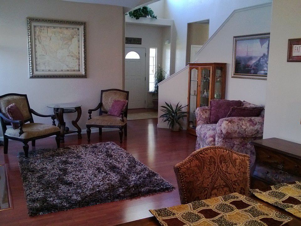2nd image of 101 Macinnes Ct