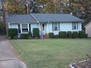 8024 Foxwood Dr, Raleigh, NC 27615