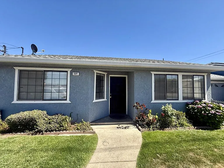 537 Center St — Photo 15