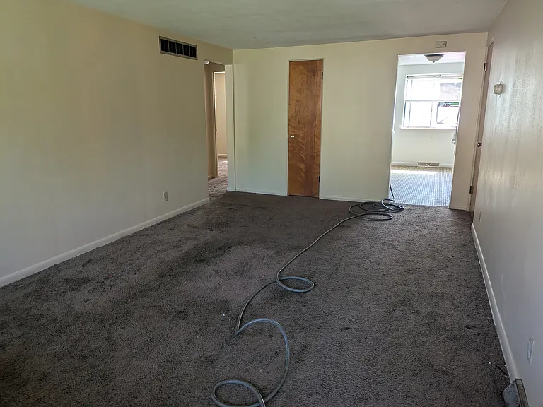 2920 N Rockwood Dr #B — Photo 2