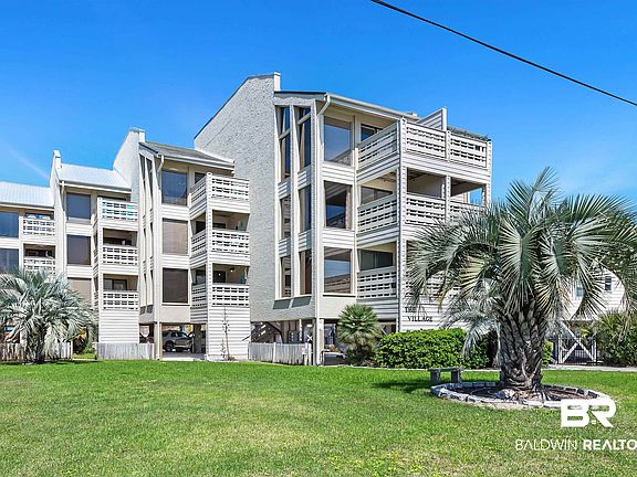3rd image of 1144 W Beach Blvd #5D