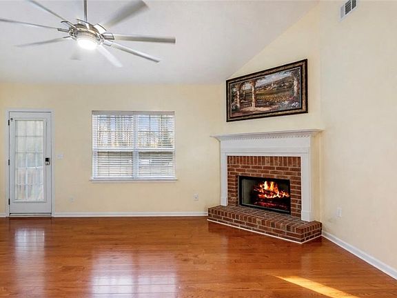 4th image of 1339 Sierra Ridge Pl