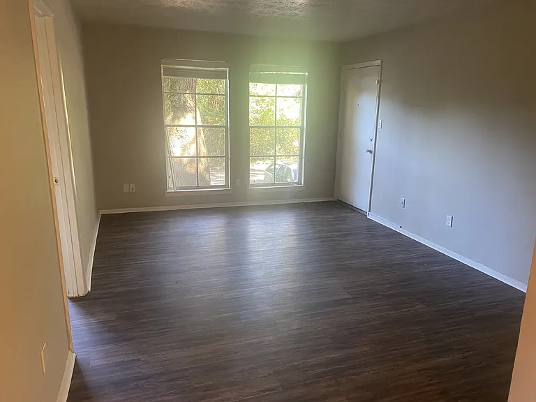 2020 Continental Ave #124 — Photo 8