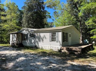 96 7th Ave, Waynesville, GA 31566