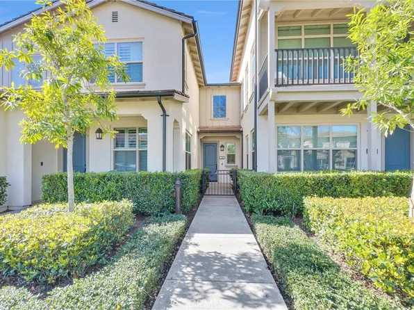 138 Rose Arch, Irvine, CA 92620