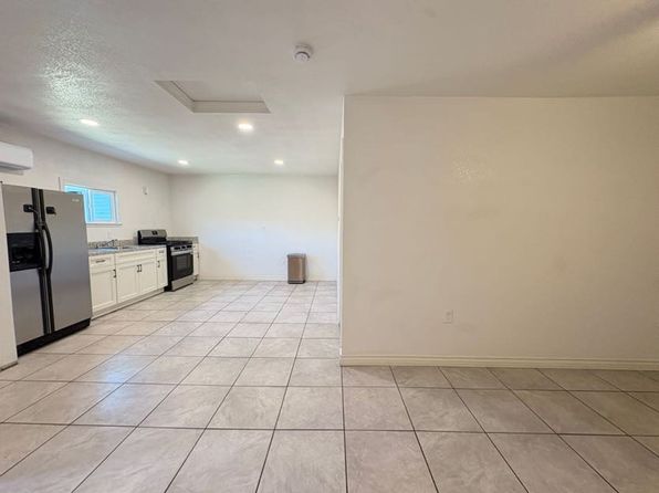 1752 N Stanford Ave #2