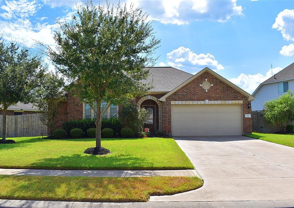 1st image of 122 Long Canyon Ln
