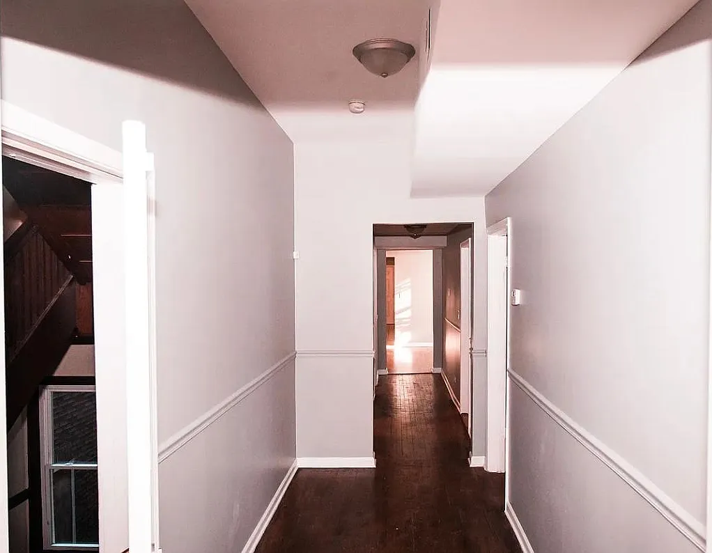 9017 S Exchange Ave — Photo 1