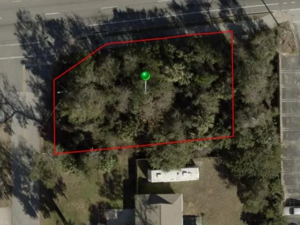 5 Oak Ave #1, Ormond Beach, FL 32174