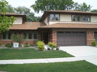 1213 Prairie, Lemont, IL 60439