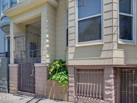 3rd image of 524 Ashbury St #6