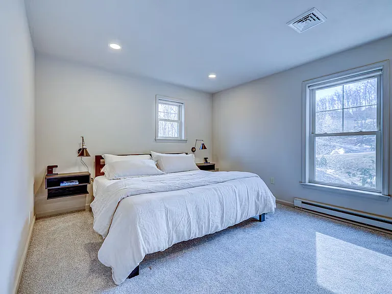 2200 Camelback Dr — Photo 4