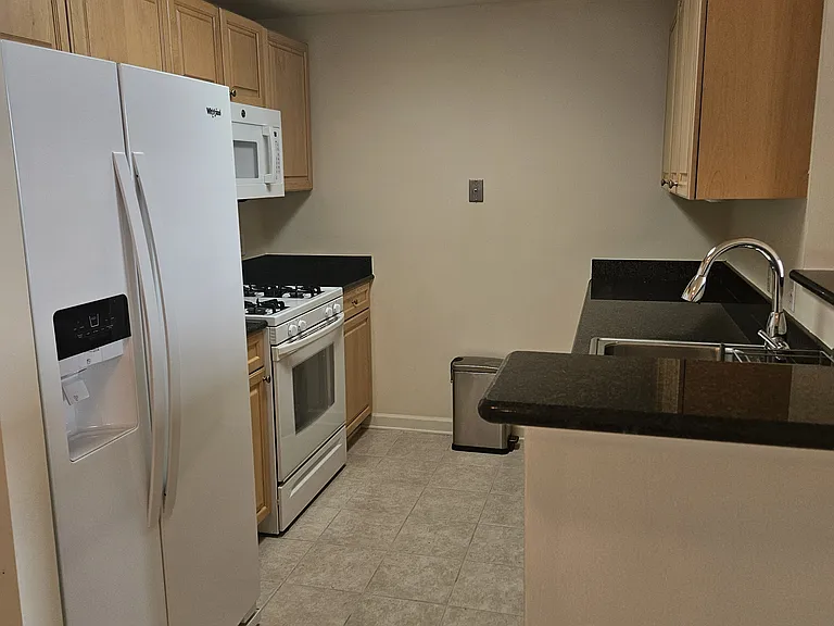 2726 Gallows Rd #1503 — Photo 13