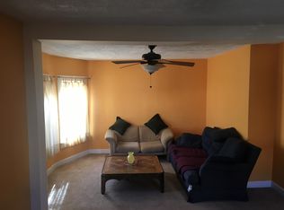 21 Nichols St, Lowell, MA 01851