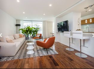 406 N Oakhurst Dr Unit 204, Beverly Hills, CA 90210