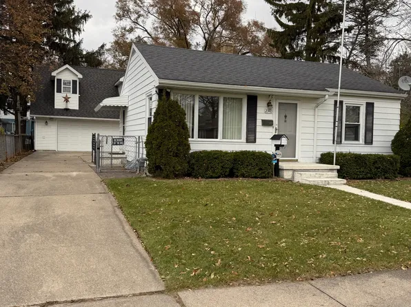 2340 Deindorfer St, Saginaw, MI 48602
