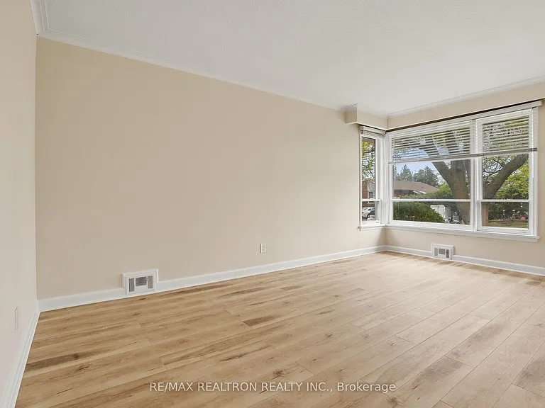 4 Kebral Ave — Photo 4
