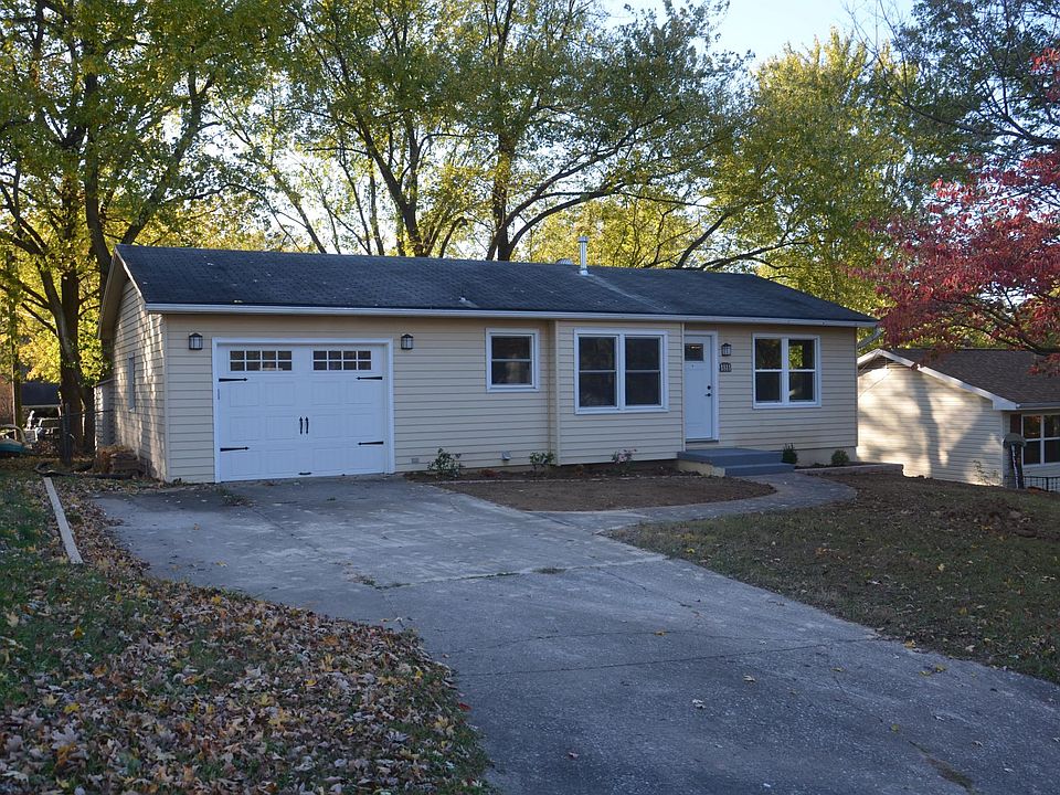 1st image of 1811 Delwin St