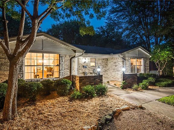 3rd image of 2031 Sage Valley Dr