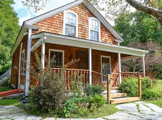 4 Nobletown Rd, Hillsdale, NY 12529