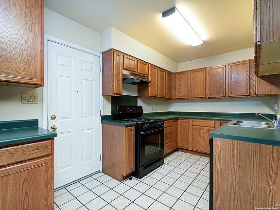 5th image of 1502 VIEWRIDGE DR