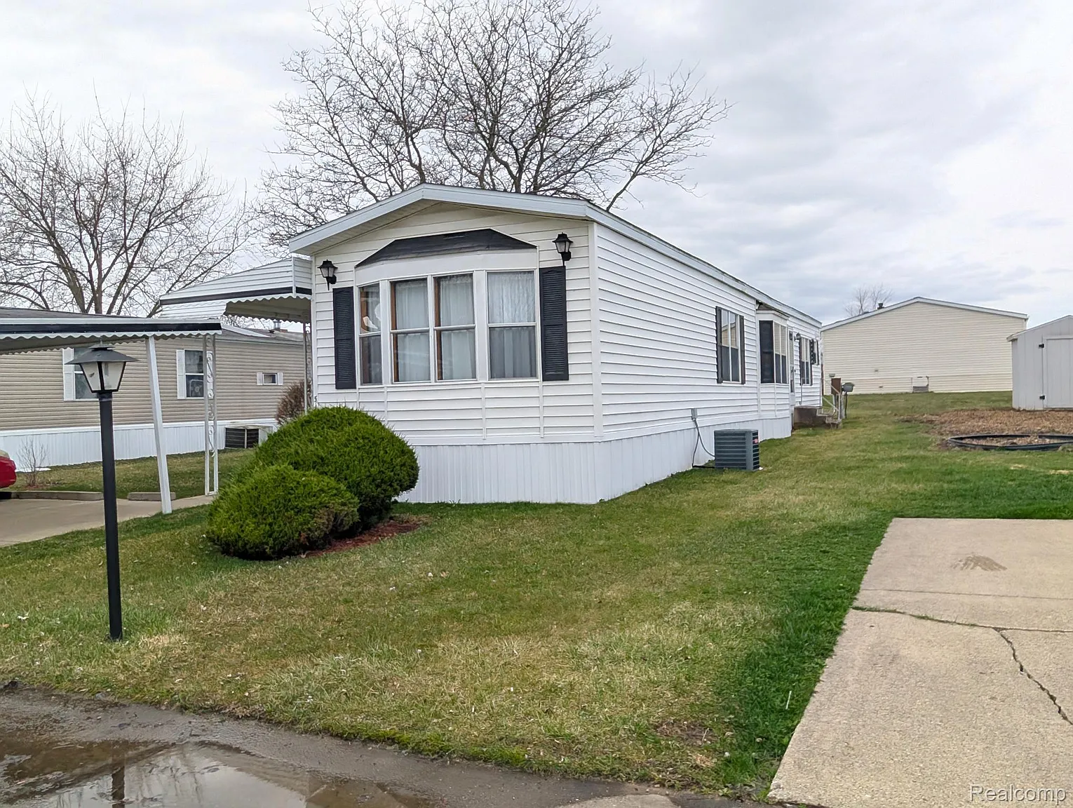 513 Macduff Dr photo 1