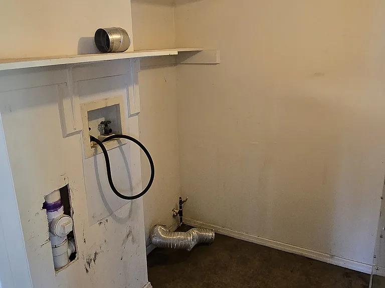 819 N Randolph St — Photo 12
