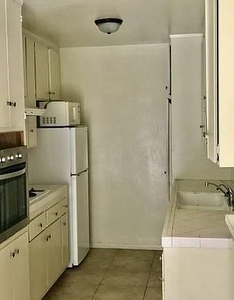 3rd image of 3544 Vinton Ave APT 1