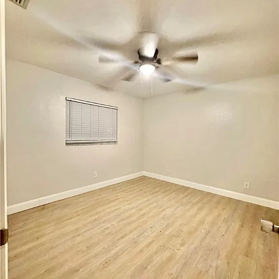5635 5th Ave — Photo 11