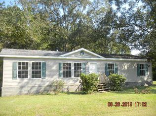 4015 Oxford Ln, Blackshear, GA 31516